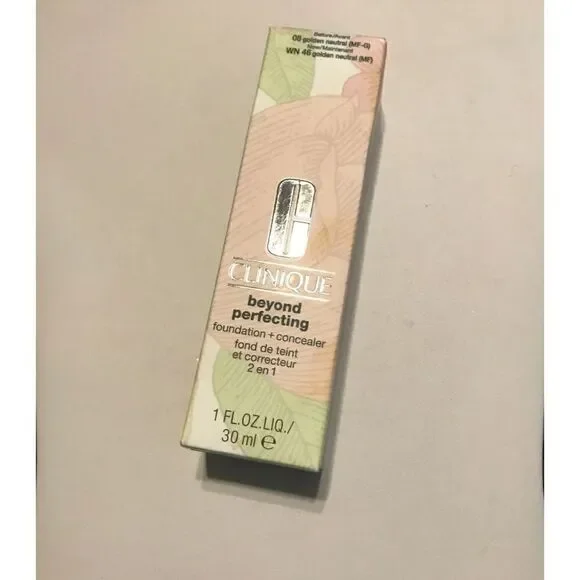 Clinique Beyond Perfecting Foundation + Concealer~NIB~ - Picture 2 of 2